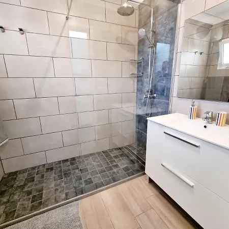 Maria 26 Playa Roca * Costa Teguise